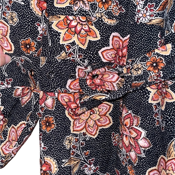 NWT MINKPINK Mehdya V-Neck Mini Dress - Picture 10 of 13